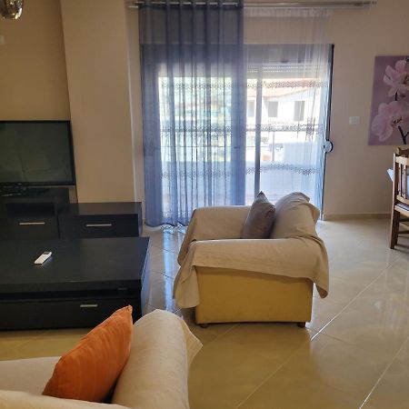 Marina Apartment Саранда Екстер'єр фото