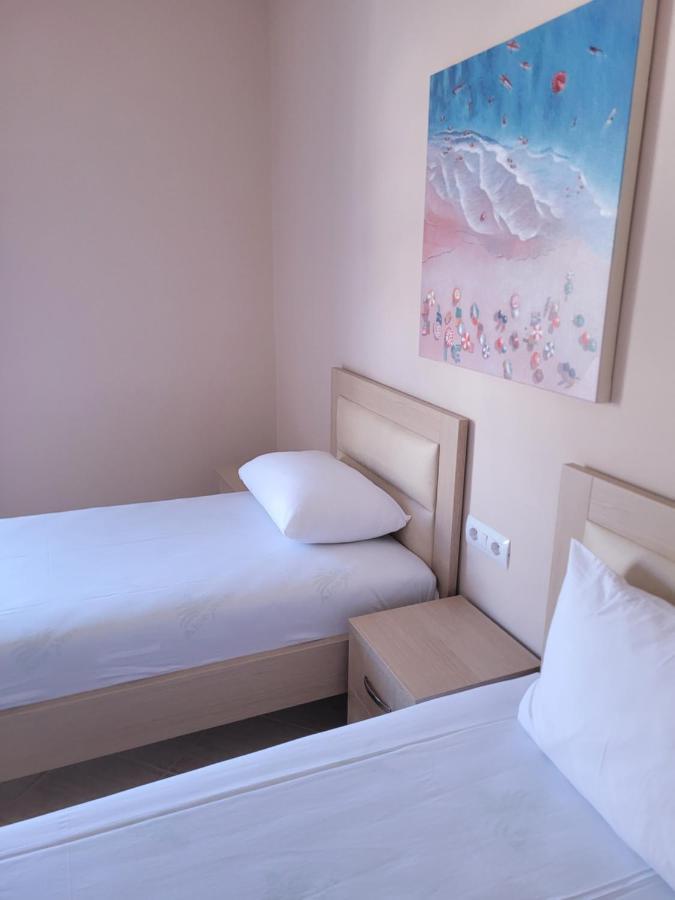 Marina Apartment Саранда Екстер'єр фото
