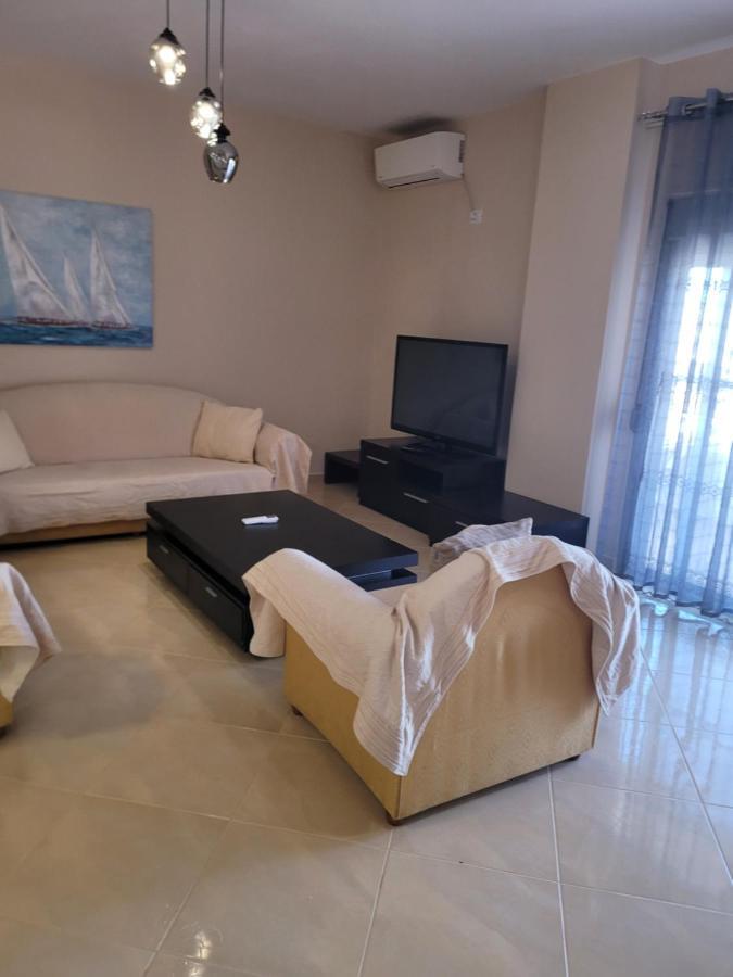 Marina Apartment Саранда Екстер'єр фото