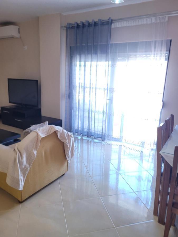 Marina Apartment Саранда Екстер'єр фото