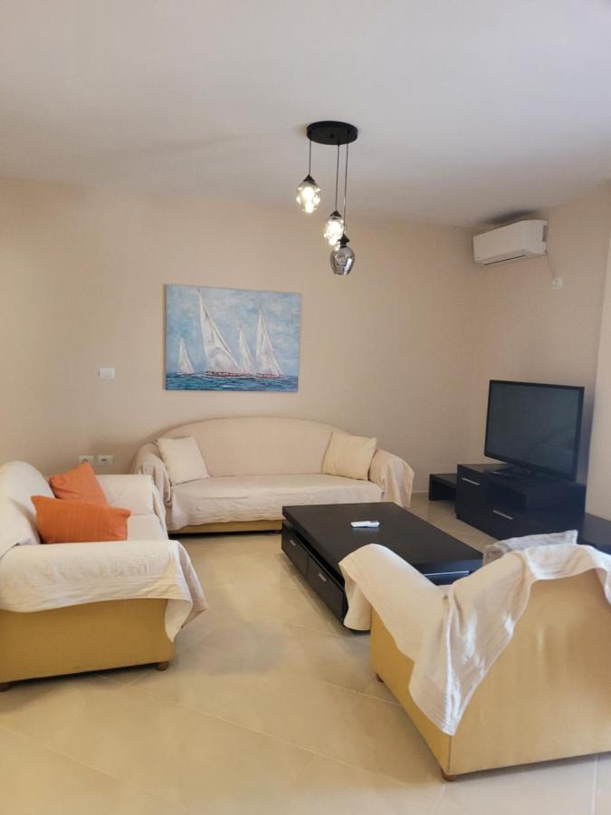 Marina Apartment Саранда Екстер'єр фото