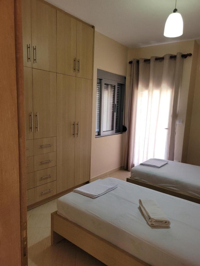 Marina Apartment Саранда Екстер'єр фото