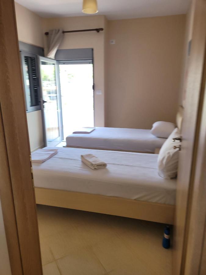 Marina Apartment Саранда Екстер'єр фото