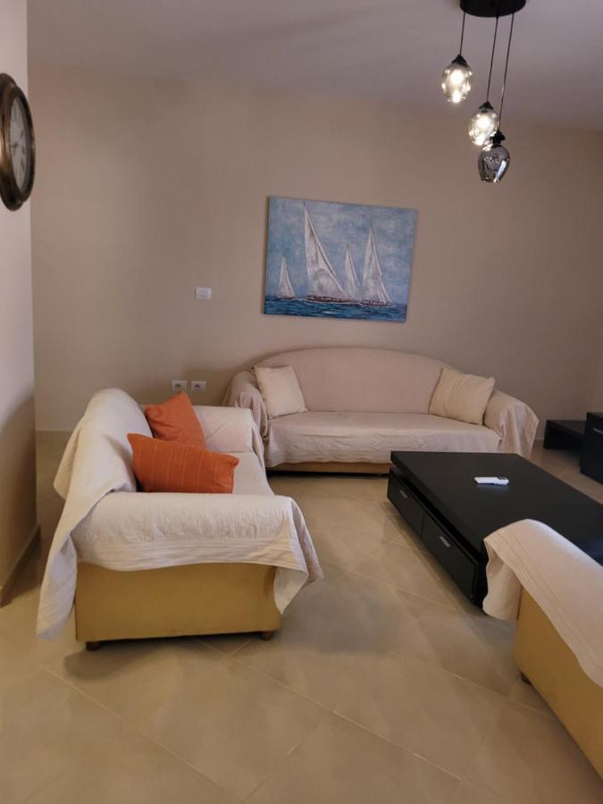 Marina Apartment Саранда Екстер'єр фото