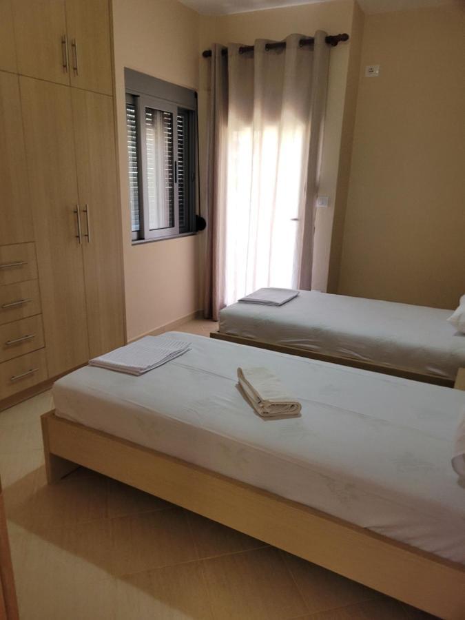 Marina Apartment Саранда Екстер'єр фото