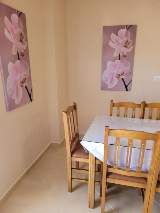 Marina Apartment Саранда Екстер'єр фото