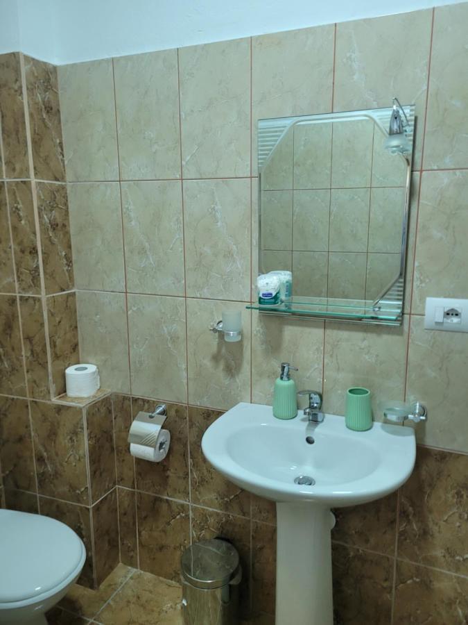 Marina Apartment Саранда Екстер'єр фото