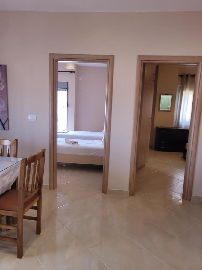 Marina Apartment Саранда Екстер'єр фото