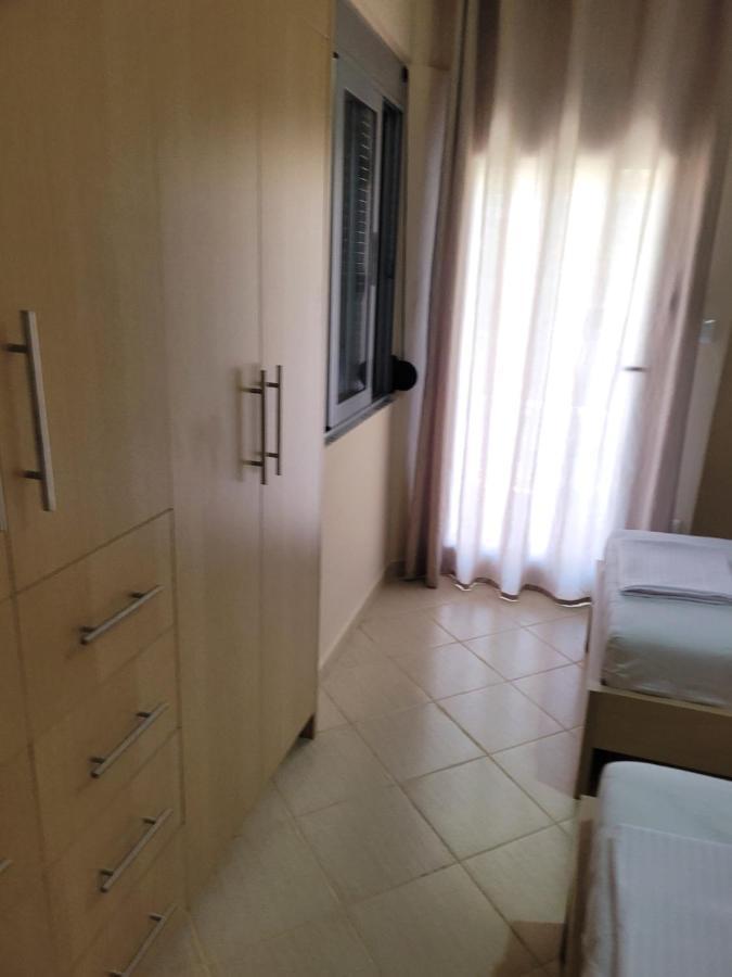 Marina Apartment Саранда Екстер'єр фото